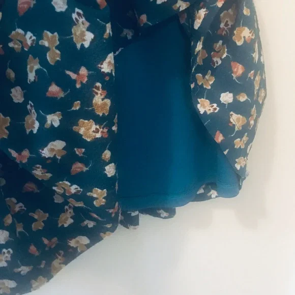 Mini Skirt - Picture 5 of 11